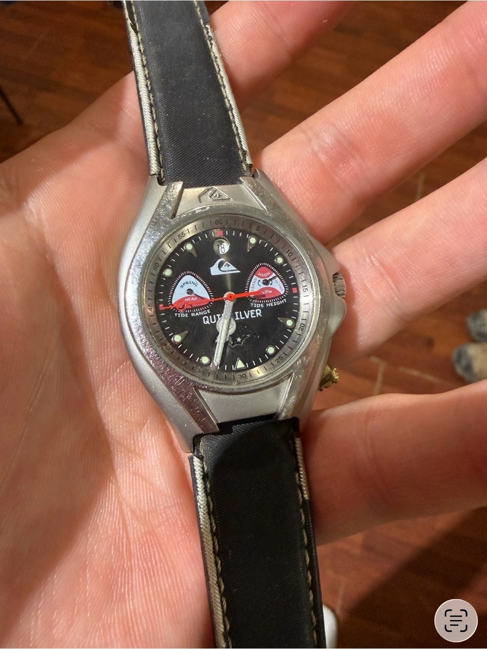 Quiksilver Black Analog Surf Watch with Tide Indicators